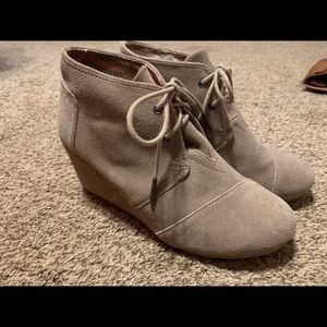 Toms Wedges